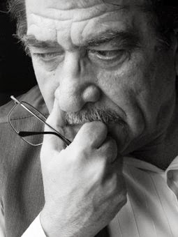 سلێمانی...تەرمی شێرکۆ بێکەس بەخاک سپێردرا