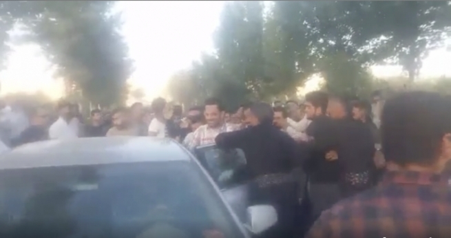 شاسوار عەبدولواحید جارێكیتر لەدەست خۆپیشاندەرانی سلێمانی ڕای كرد