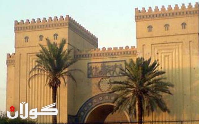  ئەمەریکا 4 پارچە شوێنەواری رادەستی عێراق کردەوە 