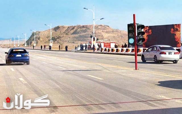 ھاتووچۆی سلێمانی پێشبڕکێی ئۆتۆمبێل ڕێکدەخات