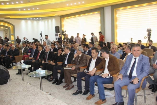  سعودیە بەدرێژایی 900 كیلۆمەتر لە سنووری عێراق پەرژین لێدەدات 