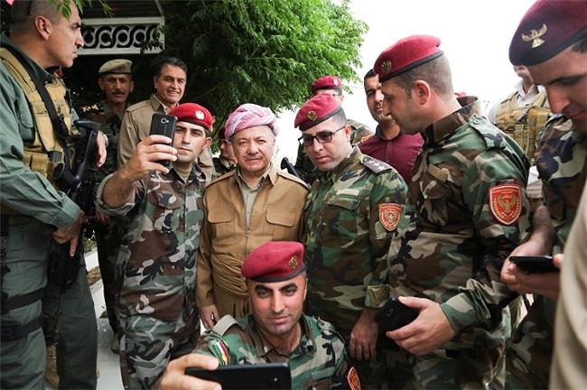  سەرۆك بارزانی سەردانی میحوەری خازری كرد