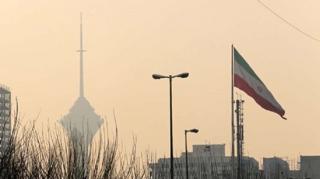 ئێران.. تەقینەوە و ئاگركەوتنەوە لە شارێكی پیشەسازی لە رۆژئاوای تاران