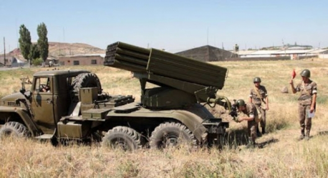 ئێران هۆشداریی دەداتە ئازەربایجان و ئەرمینیا