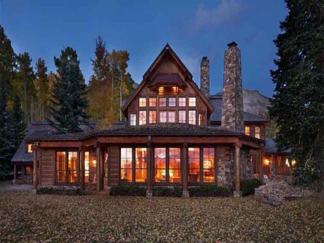 تۆم كروز خانوەكەی دەفرۆشێت