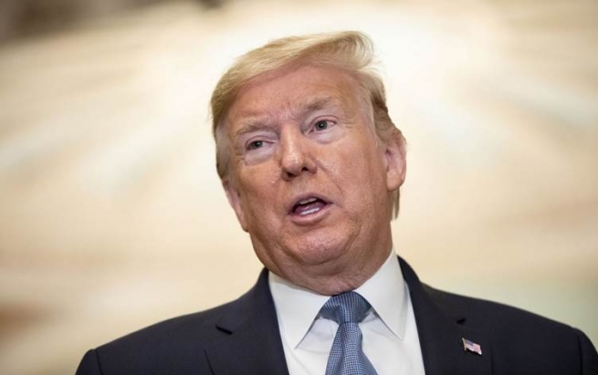 ترەمپ: ئەمریکا ئەو لایەنە دەبێت کە پێکوتەی لەناوبردنی ڤایرۆسی کۆرۆنا دروستدەکات