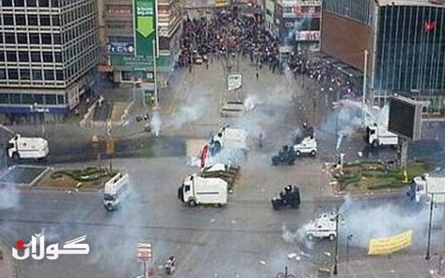  پۆلیس هێرشی كردە سەر خۆپیشاندانەكەی سەندیكای كرێكارانی توركیا 