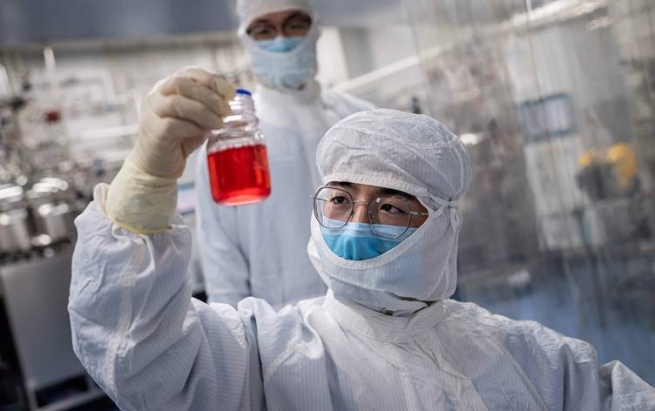 تەندروستیی جیهانی: دواخستنی پێکوتەکەی ئۆکسفۆرد هۆشداری بوو بۆ جیهان