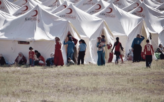  تورکیا دوو کەمپ بۆ پەنابەرانی گەڕێنراوەی ئەوروپا دروست دەکات 