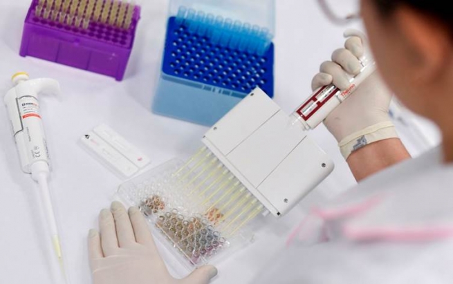 چین نزیکدەبێتەوە لە بەرهەمهێنانی یەکەم ڤاکسینی کۆرۆنا