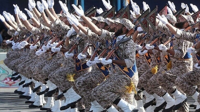 پاسداران: واشنتن ناوێریت راستەوخۆ شەڕ لەگەڵ ئێران بكات