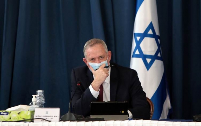 وەزیری بەرگریی ئیسرائیل خۆی کەرەنتین دەکات