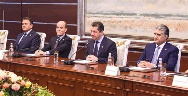 سەرۆکی حکومەتی هەرێمی کوردستان پێشوازی لە وەزیری بەرگری ئیتاڵیا دەکات