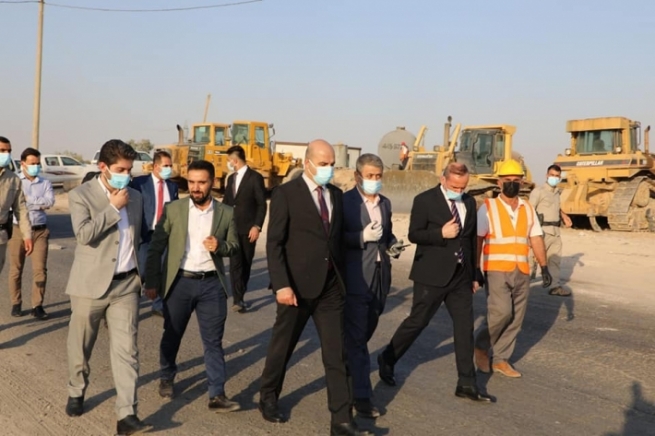 وەزیری شارەوانی بەدواداچوون بۆ سیستەمی نوێی چاره‌سه‌ركردنی خۆڵ و خاشاكی هه‌ولێر دەكات