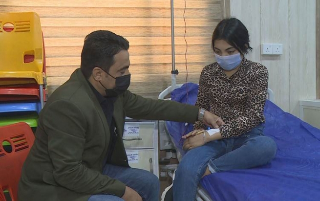 منداڵێکی تووشبووی تالاسیمیا لە هەولێر: چارەسەرم بکەن، منیش دەمەوێت دڵخۆش بم