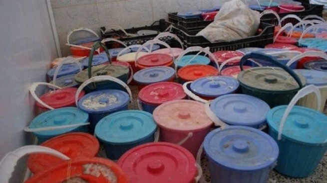 بەکارهێنانی سەتڵی ڕەنگاوڕەنگ بۆ ماست قەدەغە دەکرێت