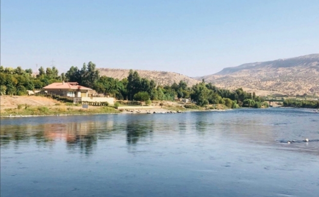 هاووڵاتییەک لە زێی دوکان خنکا
