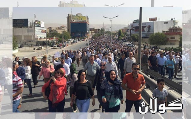 کوردستان گردبوونەوەی مامۆستایان لە سلێمانی و دەوروبەری بە ئارامی بەڕێوەدەچێت 