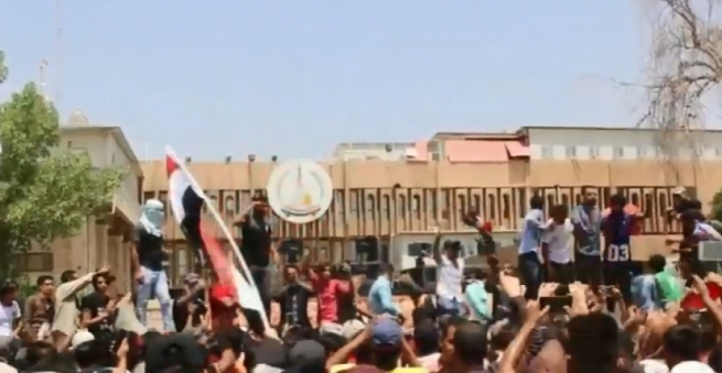  خۆپیشاندانەکان لە بەغدا و بەسڕە و نەجەف دەست پێ دەکەنەوە 