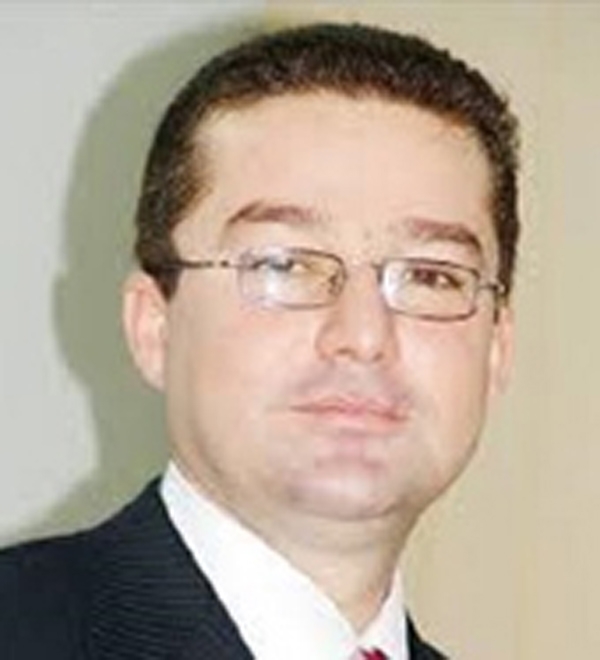 شازاد ئه‌نوه‌ر