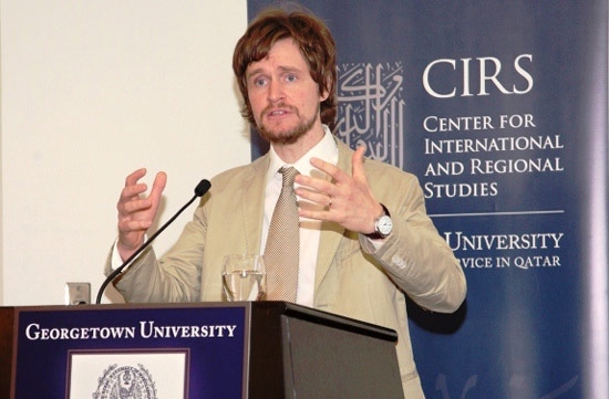 پرۆفیسۆر مایكل دریسین لە زانكۆی رۆما بۆ گوڵان: ئەمریكا خاوەنی هێزە بەڵام ئیرادەی نییە ئەگەر هێز و ئیرادە یەكبخات دەتوانێت ئەوەی لە لیبیا كردی لە سوریاش دووبارەی بكاتەوە