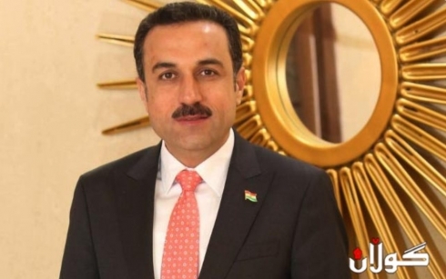  Umêd Xoşnaw parêzgarî Hewlêr bo Gullan: xizimetkarîyi xellkî hewlêr le hemû postêk be gewretir dezanm