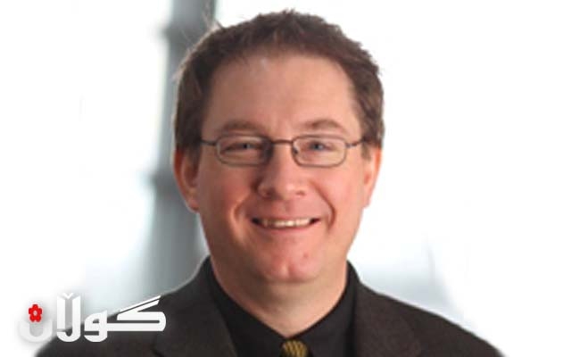 پرۆفیسۆر كریستۆفەر زۆرن بۆ گوڵان:چەند سیستمی ئابووری بەهێز بێت هێندە سەركەوتوانەتر قۆناخی راگواستن تێدەپەڕێت و دیموكراتی بونیاد دەنرێت