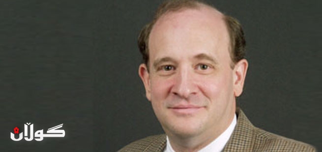 پرۆفیسۆر پیتەر ئێڵ ڕۆسۆ بۆ گوڵان:ئەو پەرەپێدان و پێشكەوتنەی ئەمڕۆ ئەمریكا پێی گەیشتووە بەرهەمی ئەو بناخەیەیە كە ئەلیكسەندەر هاملتۆن دایڕشتووە