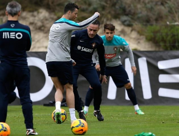 رۆنالدۆ لە مەجەر دەبەینەوە