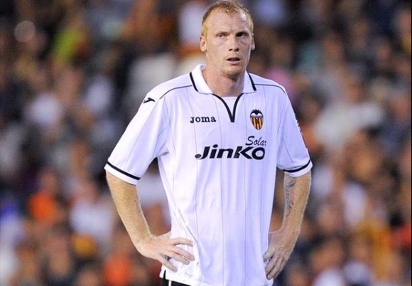 بارسا تووشی قەیرانی یاریزانی ھێلی بەرگری دەبێت