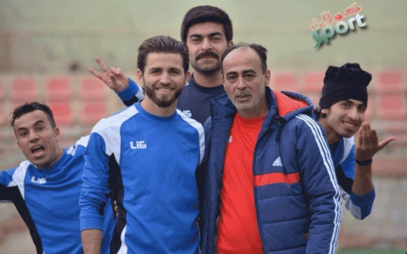 ڕەنگە یانەی ئارارات ڕاھێنەرێکی ئێرانی بھێنێت