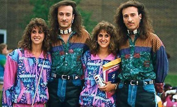 (4) جمكە سەیرەكە!