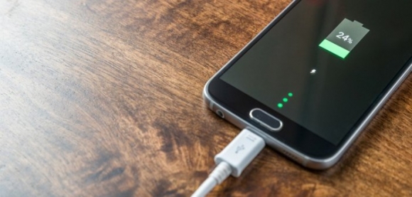 ئەم حەوت هەڵەیە مەکەن لەکاتی بارگاویکردنی مۆبایلاکانتان