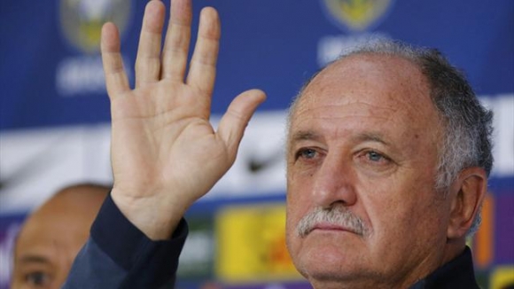 سكۆلاری بەرازیل جێناهێڵێت