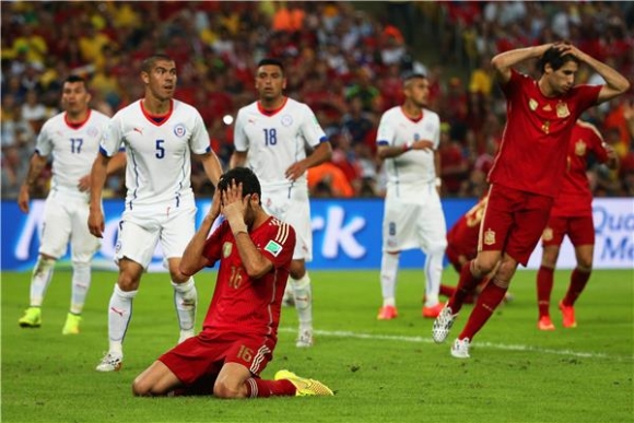 رۆژنامەكانی ئیسپانیا هێرشێكی توند دەكەنە سەر یاریزانەكانیان