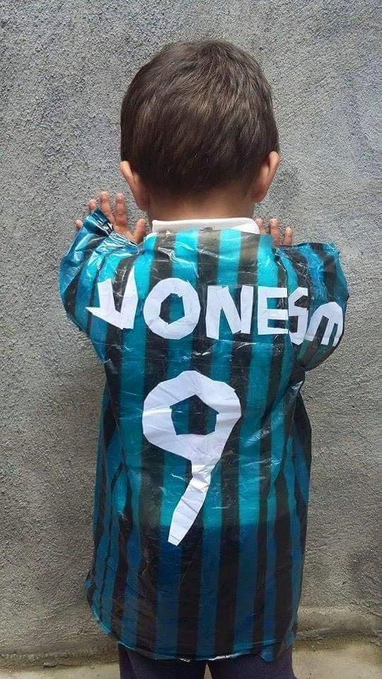 یونس مەحمود خەونی منداڵە كوردەكە دێنێتە دی