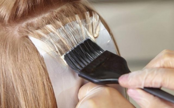 بۆ ئافرەتان.. کاتێک قژت بۆیە دەکەی ئەمانە بزانە