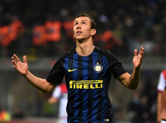 مۆرینھۆ چاوی لە یاریزانێکی ئەنتەرە