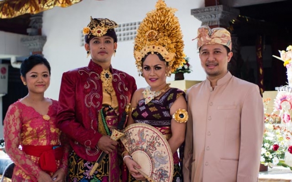 جل و بەرگی بووك و زاوا لە جیهان