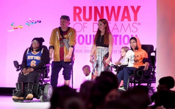 نمایشی جلوبەرگی خاوەن پێـــداویستیی تایبەت لە كوردستان