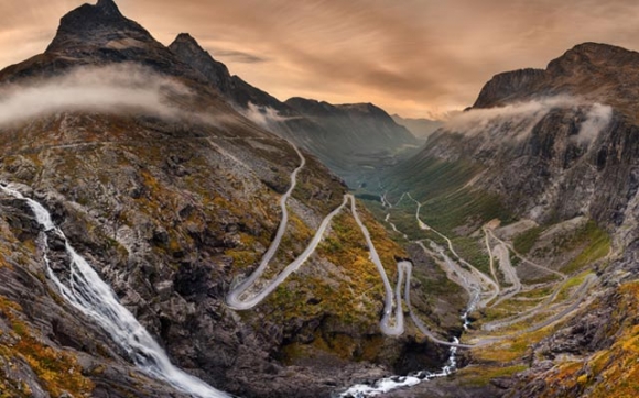 جوانترین رێگای بناری شاخ لە جیهان