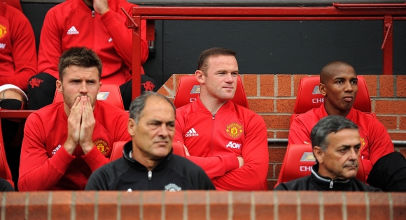 کۆمان داوای گەڕانەوەی رۆنی دەکات بۆ ئیڤەرتۆن