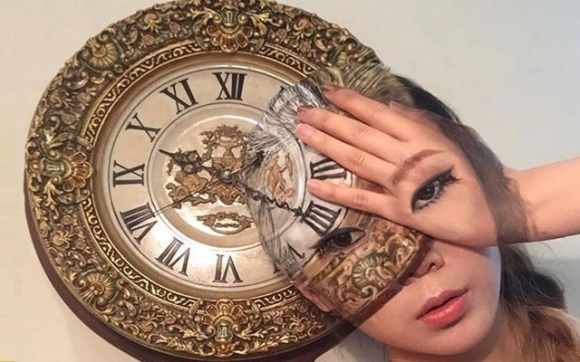 مۆدی وێنە دانان لەسەر رووخسار