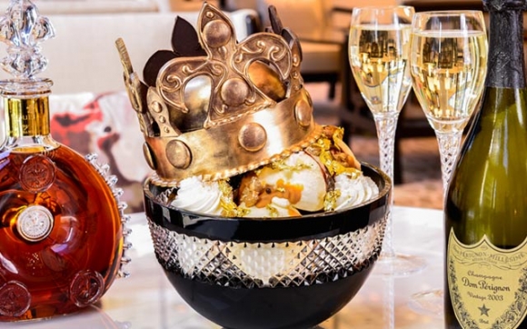 ئایسكرێمێك بخۆ و ئەڵقەیەكی ئەڵماس بەدەستبهێنە