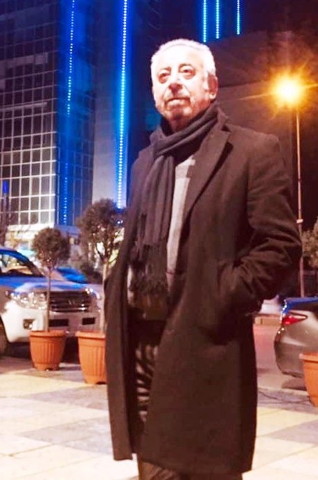 هونەرمەند عەلی كەریم:  هاوسەرەكەم پێیخۆشبوو لە ماڵەوە بم، بەڵام من هەرگیز خۆشحاڵ نەبووم