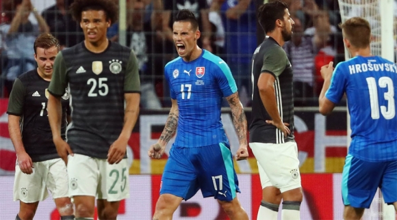 پێکهاتەی چاوەڕوانکراوی ياریی نێوان ئەڵمانيا و سلۆڤاکيا