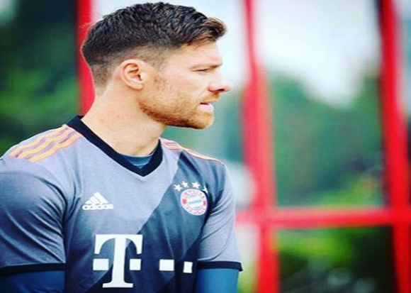 بایرن شوێنگرەوەی ئەڵۆنسۆی دیاریكرد