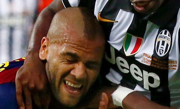 ئەلفێس بێ دەنگی شکاند