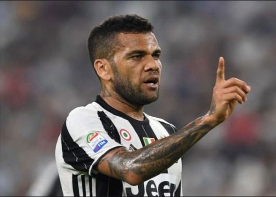 ئەلڤێس دەچێتە پریمەرلیگ و دەیەوێت لە ژێر دەستی گواردیۆلا یاری بكات