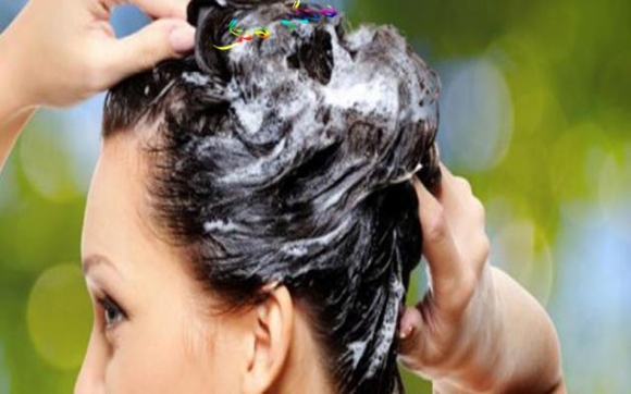 ئاشنای رێگاكانی قژ شووشتن بە